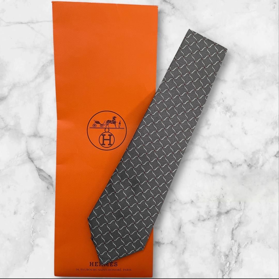 未使用級 H柄 エルメス HERMES ネクタイ シルク100% グレー系 総柄