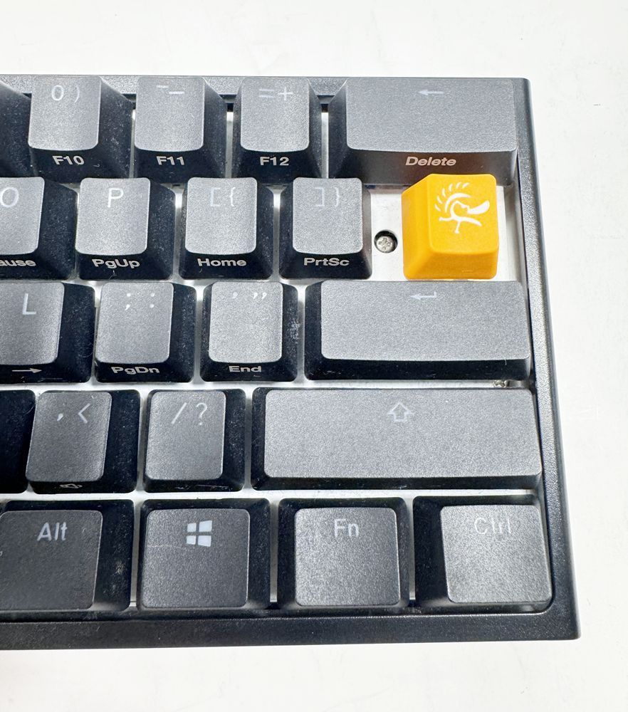 美品 Ducky One 2 Mini 茶軸 US配列 RGB - メルカリ