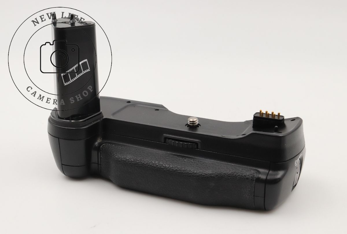 Nikon　F100　　MB-15 マルチパワーバッテリーパック付 Nikon F100 MB-15 マルチパワーバッテリーパック付 【公式通販】