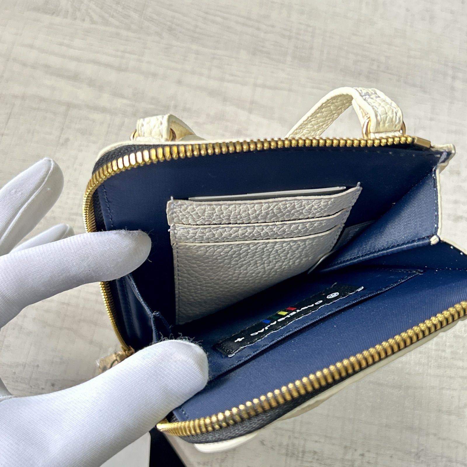 新品タグ付き】CASTELBAJAC カステルバジャック スマホショルダー 