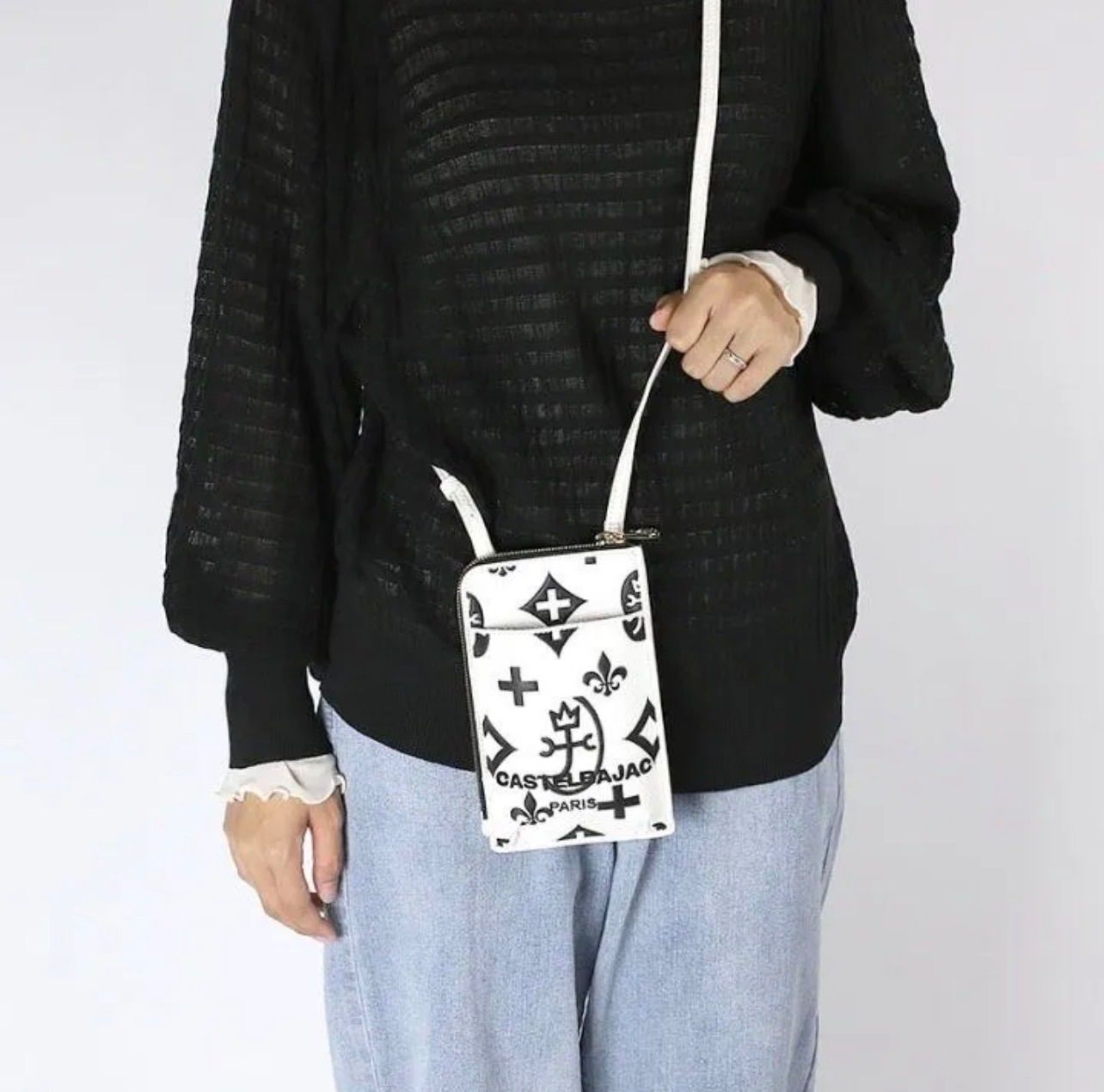 新品タグ付き】CASTELBAJAC カステルバジャック スマホショルダー 