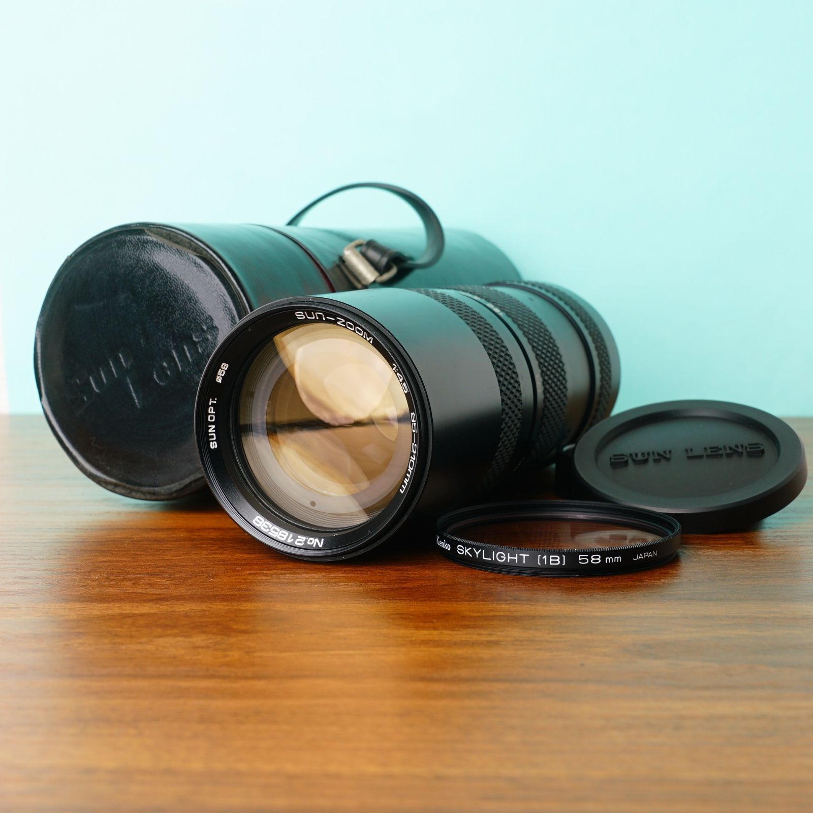 美品・完動品】SUN-ZOOM 85-210mm f4.5（M42マウント・純正ケース付