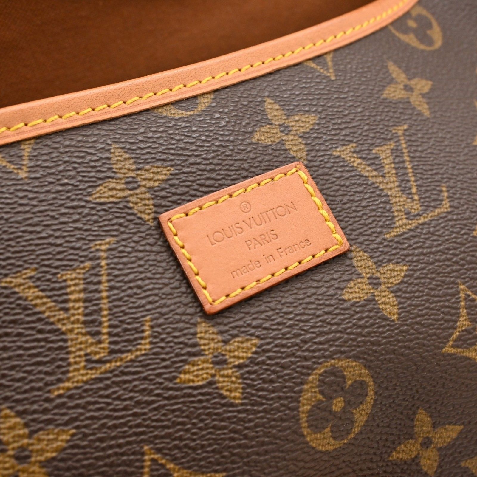 ルイヴィトン モノグラム ソミュール35 ショルダー Bランク lv8549hr ルイヴィトン モノグラム ソミュール35 ショルダーバッグ Bランク