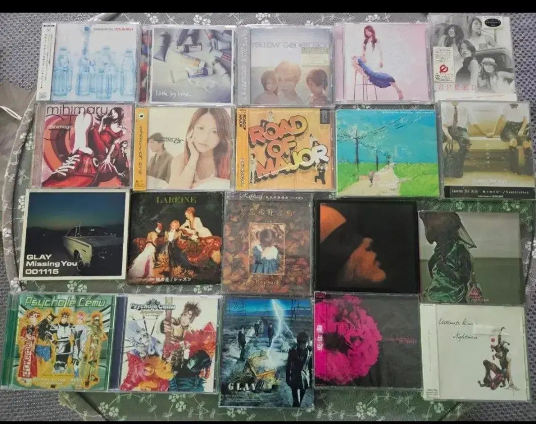 【大量まとめ売り】音楽CD アルバム約200枚　 激安販売 大量まとめ売り】音楽CD アルバム約200枚 激安販売 【公式通販】