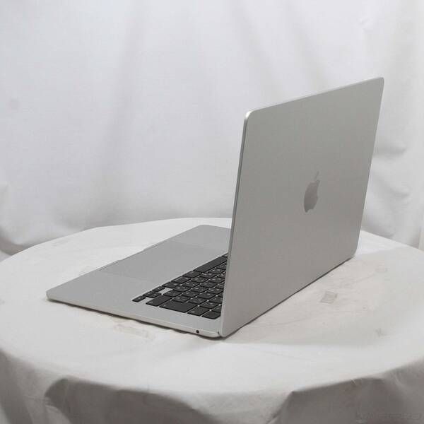 中古】MacBook Air 15