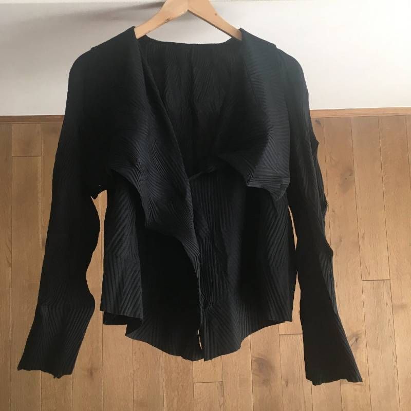 美品 ISSEY MIYAKEイッセイミヤケ ハニカムプリーツ プリーツ 