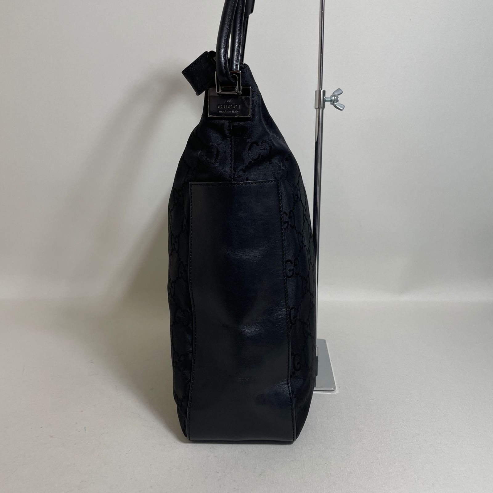 2604-91｜グッチ GGナイロン ワンショルダーバッグ ブラック 2604-91｜グッチ GGナイロン ワンショルダーバッグ ブラック - メルカリ