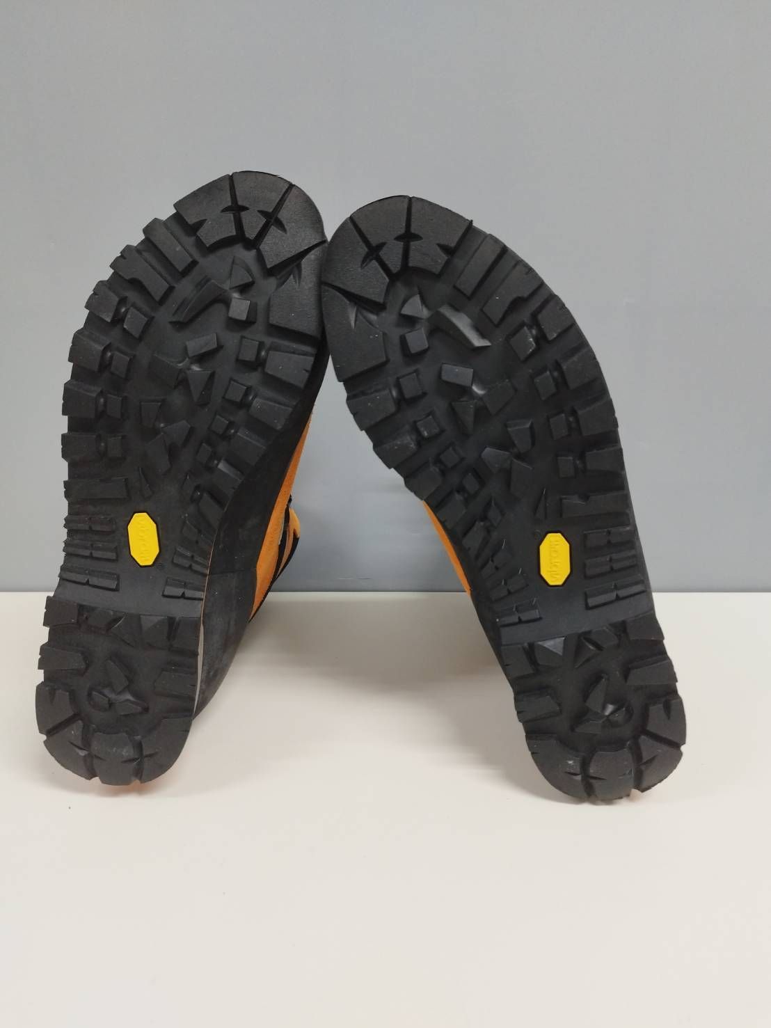 新品未使用】SCARPA スカルパ TRIOLET PRO GTX/登山靴/EU43/27.5cm 