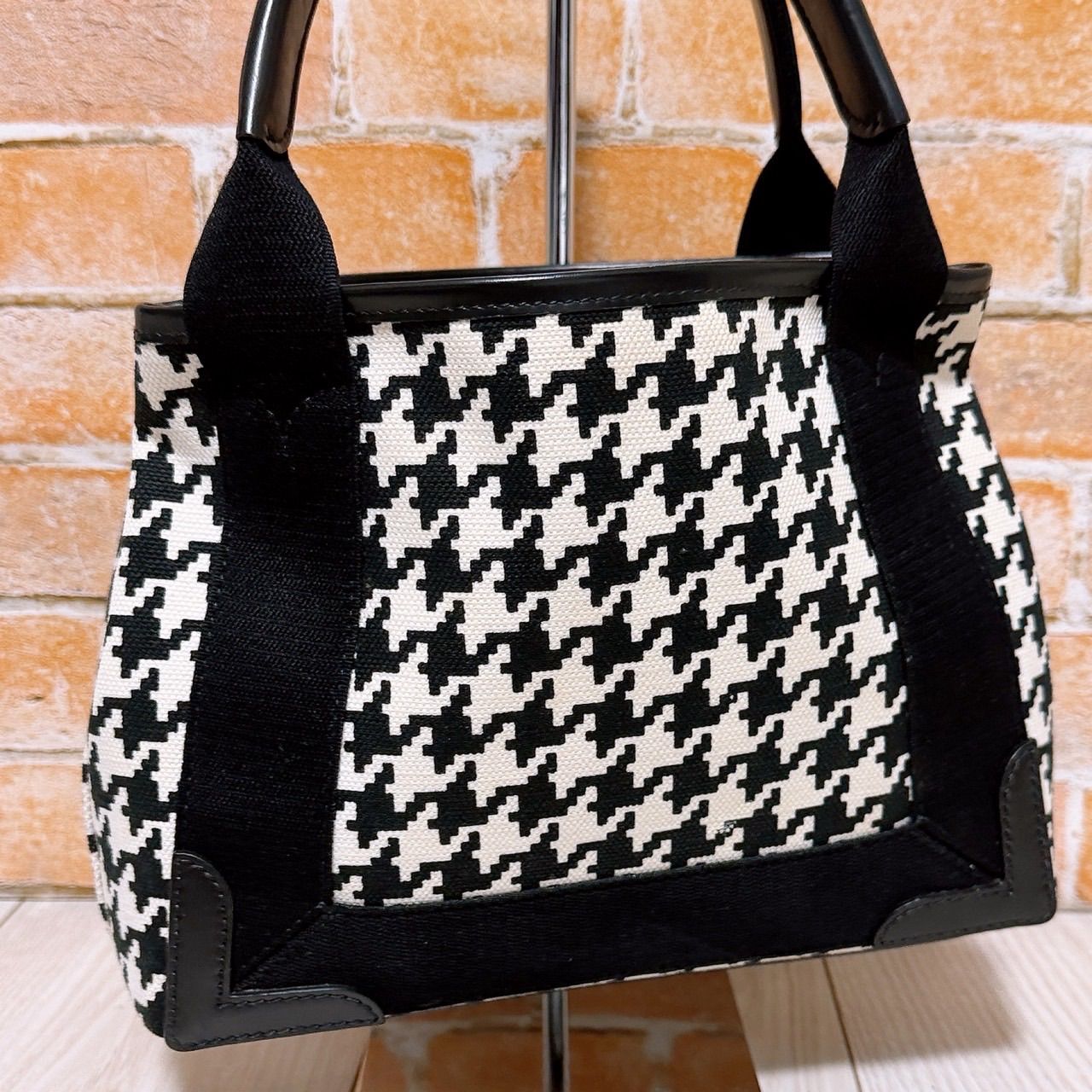 美品) BALENCIAGA(バレンシアガ)トートバッグ ネイビーカバス XS 