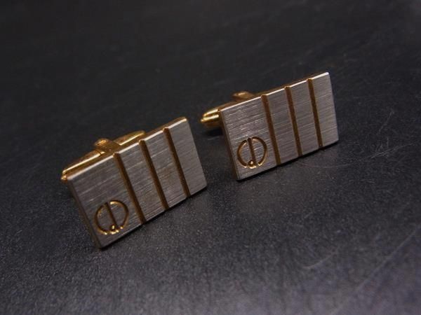 ■美品■ dunhill ダンヒル カフスボタン カフリンクス アクセサリー 紳士 ビジネス メンズ シルバー系×ゴールド系 DM8884