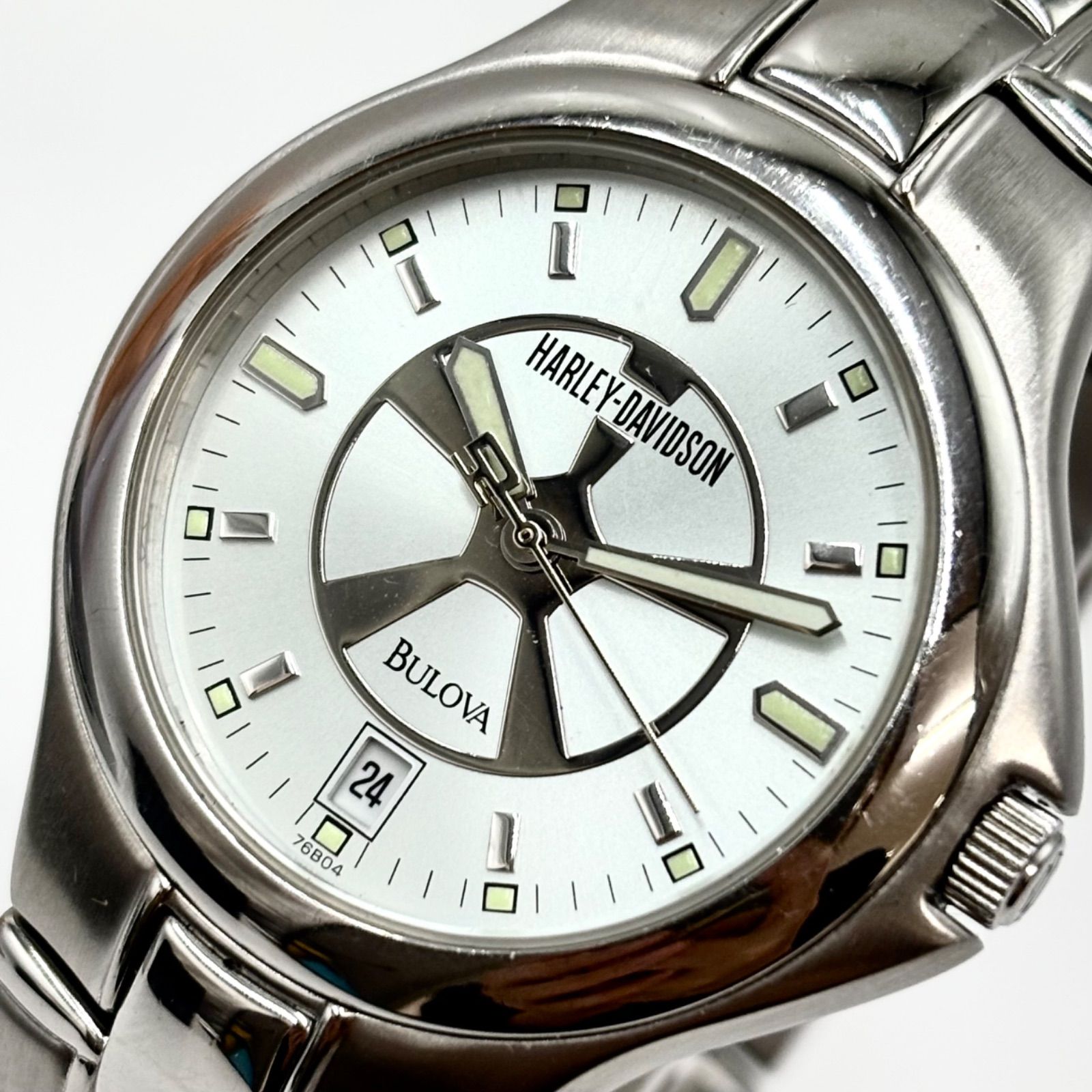 BULOVA×ハーレーダビッドソン コラボ腕時計。1回使用電池交換済の美品です。 BULOVA×ハーレーダビッドソン コラボ腕時計。1回使用電池交換済の美品