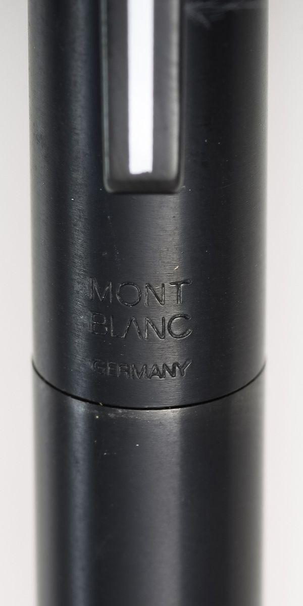 MONTBLANC (モンブラン) ボールペン 品番b26-207 MONTBLANC (モンブラン) ボールペン 品番b26-207 - メルカリ