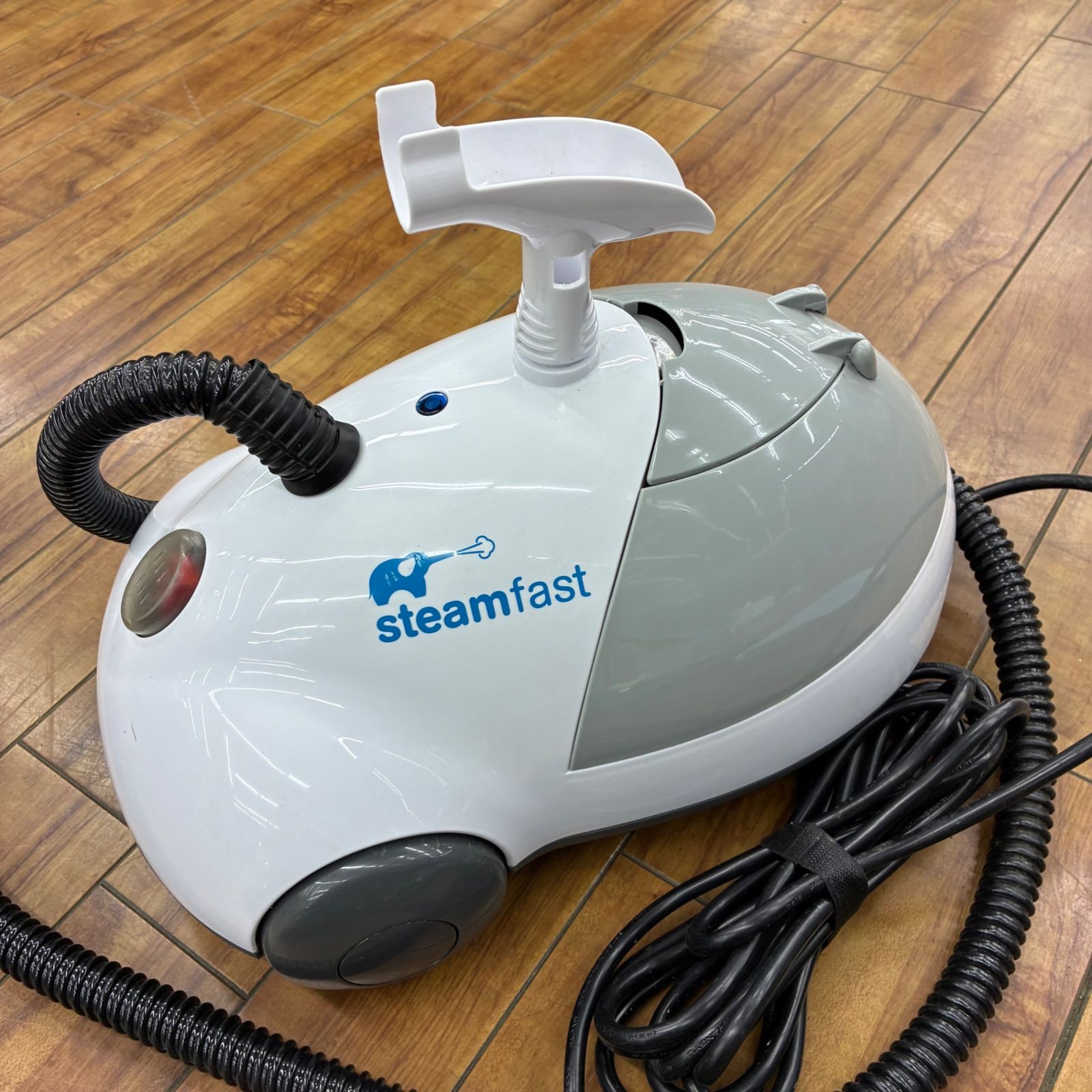 steamfast 新品未使用 スチームクリーナー SF-275 WHDIR Amazon.com - Steamfast SF-275 Heavy-Duty Sanitizing Steam Cleaner