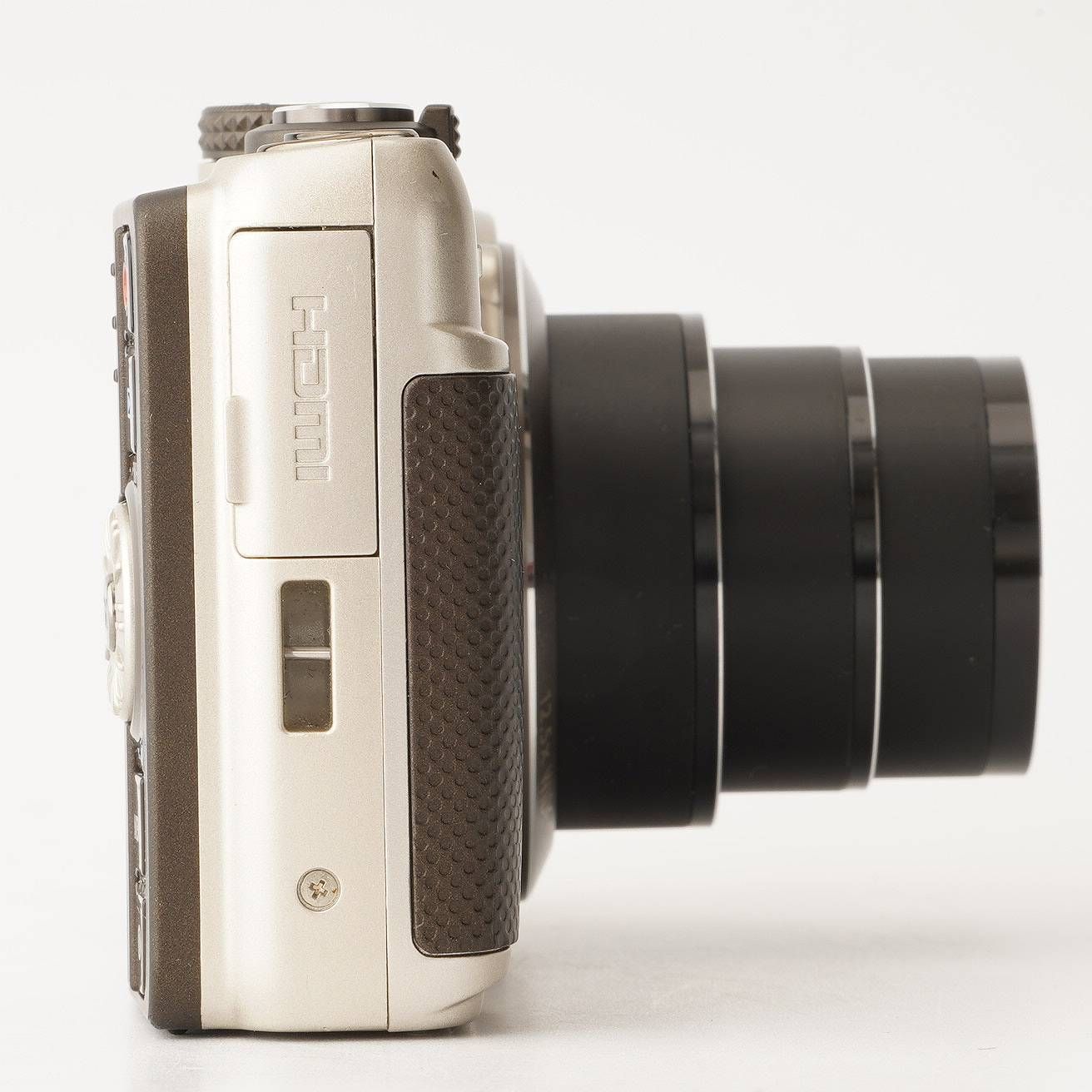 オリンパス Olympus SH-21 シャンパンゴールド 12.5x 光学ズーム