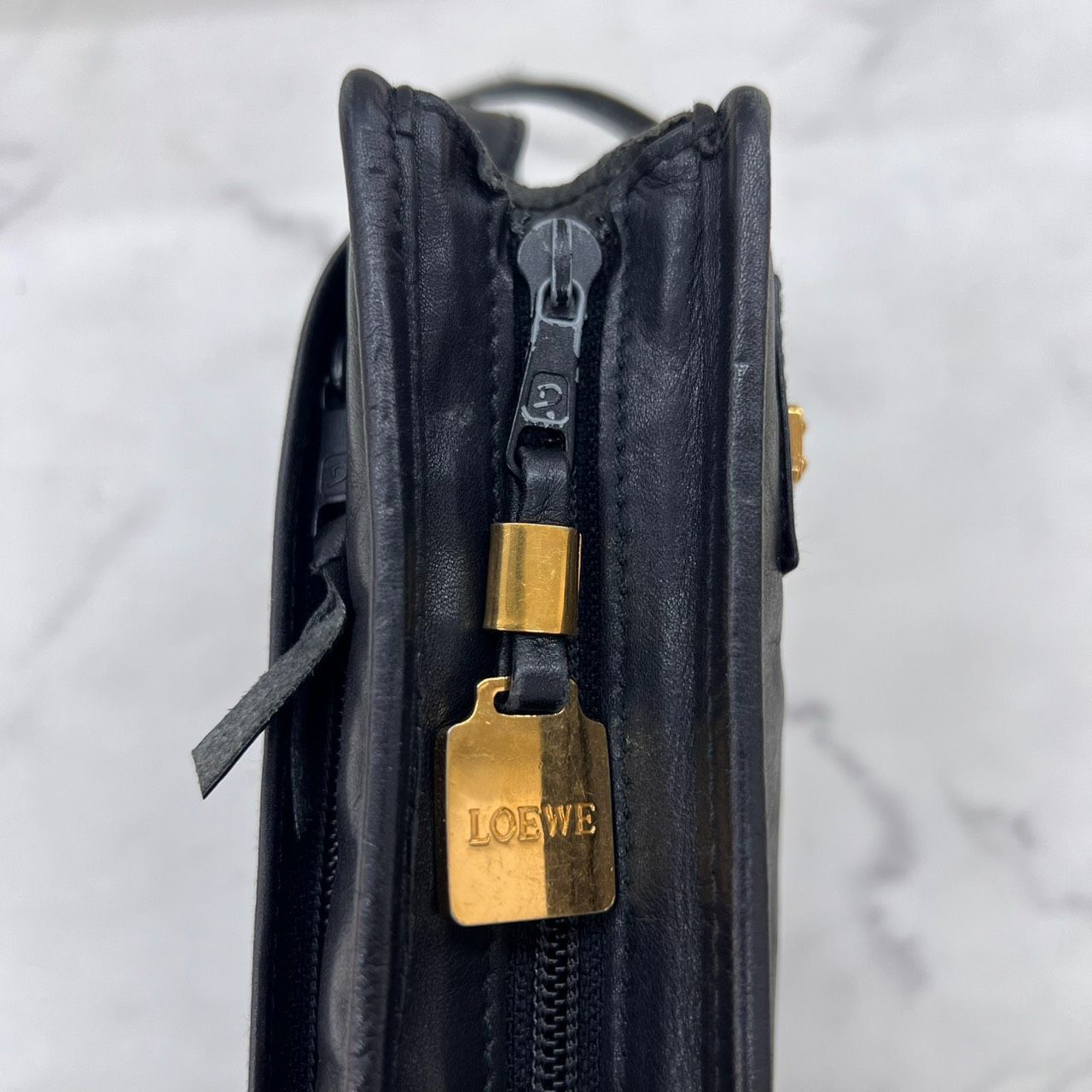 LOEWE ロエベ アナグラム レザー ポーチ クラッチバッグ ブラック