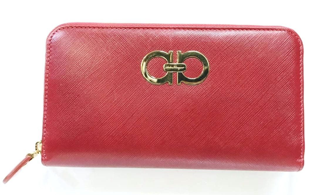 Salvatore Ferragamo｜サルヴァトーレフェラガモ ダブルガンチーニ