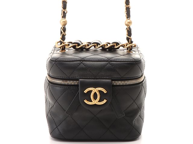 CHANEL シャネル バッグ マトラッセ 2way横型バニティ ブラック/GP レザー ﾊﾞｯｸﾞ ショルダーバッグ
 レザー ブラック レディース【中古】【436】 CHANEL シャネル バッグ マトラッセ 2way横型バニティ ブラック/GP