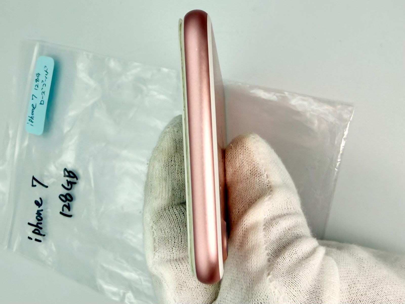 iPhone 7 128GB ローズゴールド SIMフリー (傷あり) - メルカリ