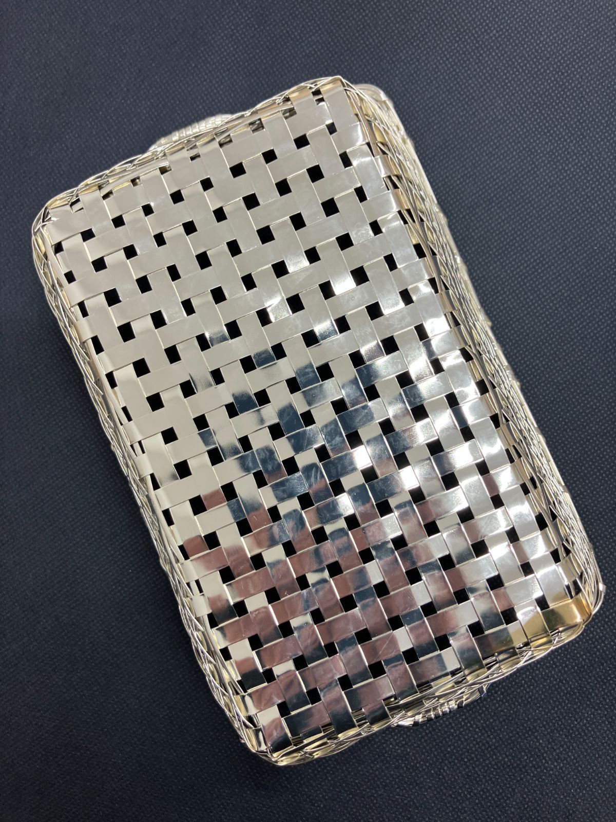 【美品】ヴィンテージ WAKO 銀座和光 高級ビーズ パーティーバッグ シルバー 極美品】銀座 和光 WAKO 銀仕上げ バスケット シルバー トレー
