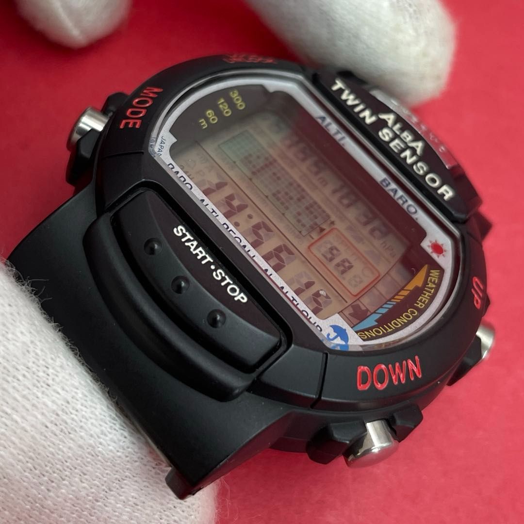 ALBA TWIN SENSOR w700-4a00デジタル腕時計 ヴィンテージ セイコー アルバ] デジタル サーモ ツイン センサー 日本