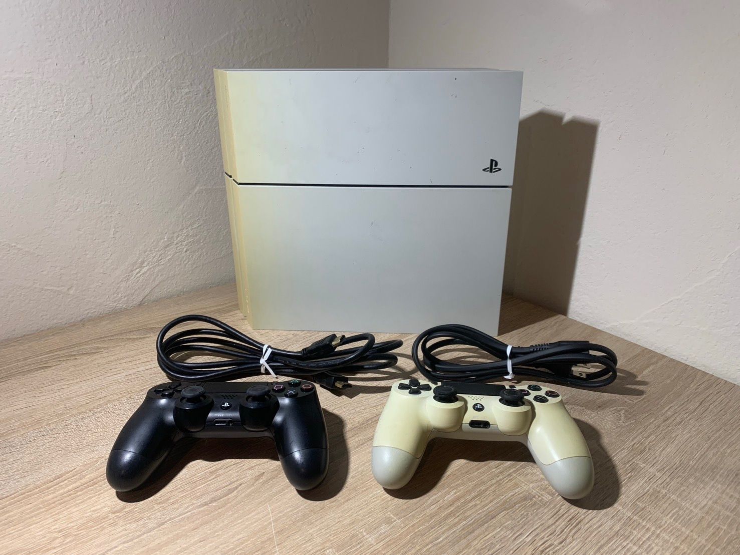 【PS4】CUH-1100A ホワイト SONY PlayStation4 CUH-1100A B02 ホワイト PS4 500GB