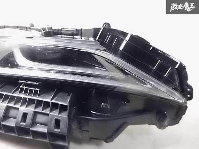 MXUA80 MXUA85 AXUH80 AXUH85 ハリアー　ヘッドレンズ右　ヘッドライト　ヘッドランプ　純正　KOITO 48-233 81145-48J10　TOYOTA　HARRIER レンズ美品 磨き済み AXUH80 MXUH80 ハリアー 右 ヘッドライト LED