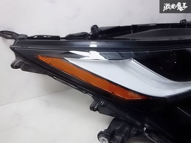 トヨタ 純正 AXUH80 AXUH85 MXUA80 MXUA85 80系 ハリアー LED ヘッド