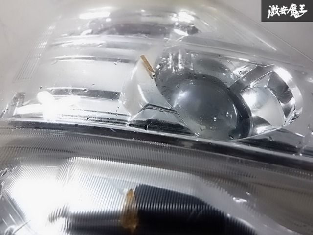 日産 キャラバン E26 後期 LED右ヘッドライト ICHIKOH 1948 ☆点灯OK☆日産純正 E26 NV350 キャラバン 後期 LED ヘッドライト