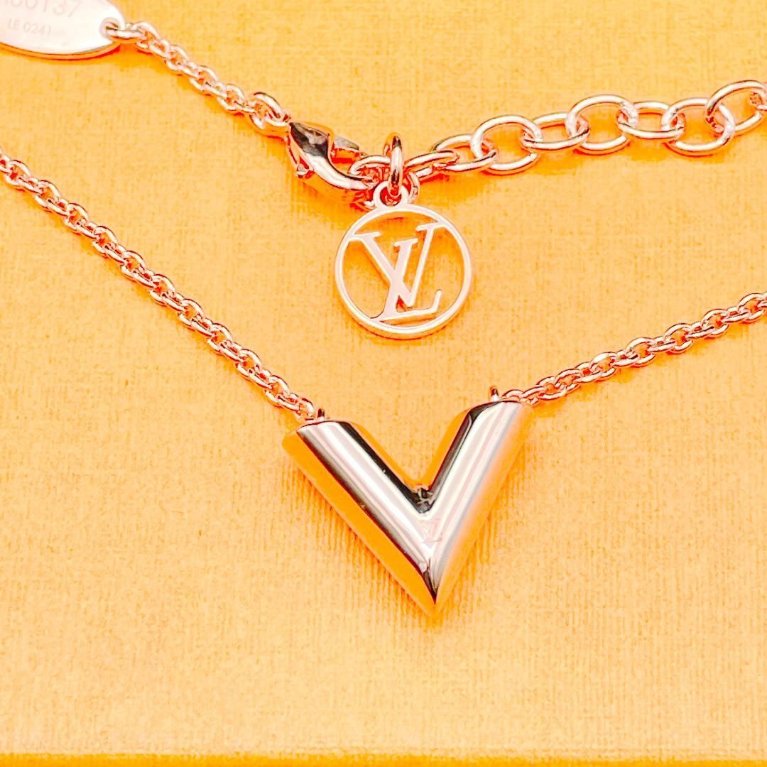 ◇ルイヴィトン◇新品仕上済 LOUIS VUITTON M80137 エセンシャルV ◇ルイヴィトン◇新品仕上済 LOUIS VUITTON M80137 エセンシャルV