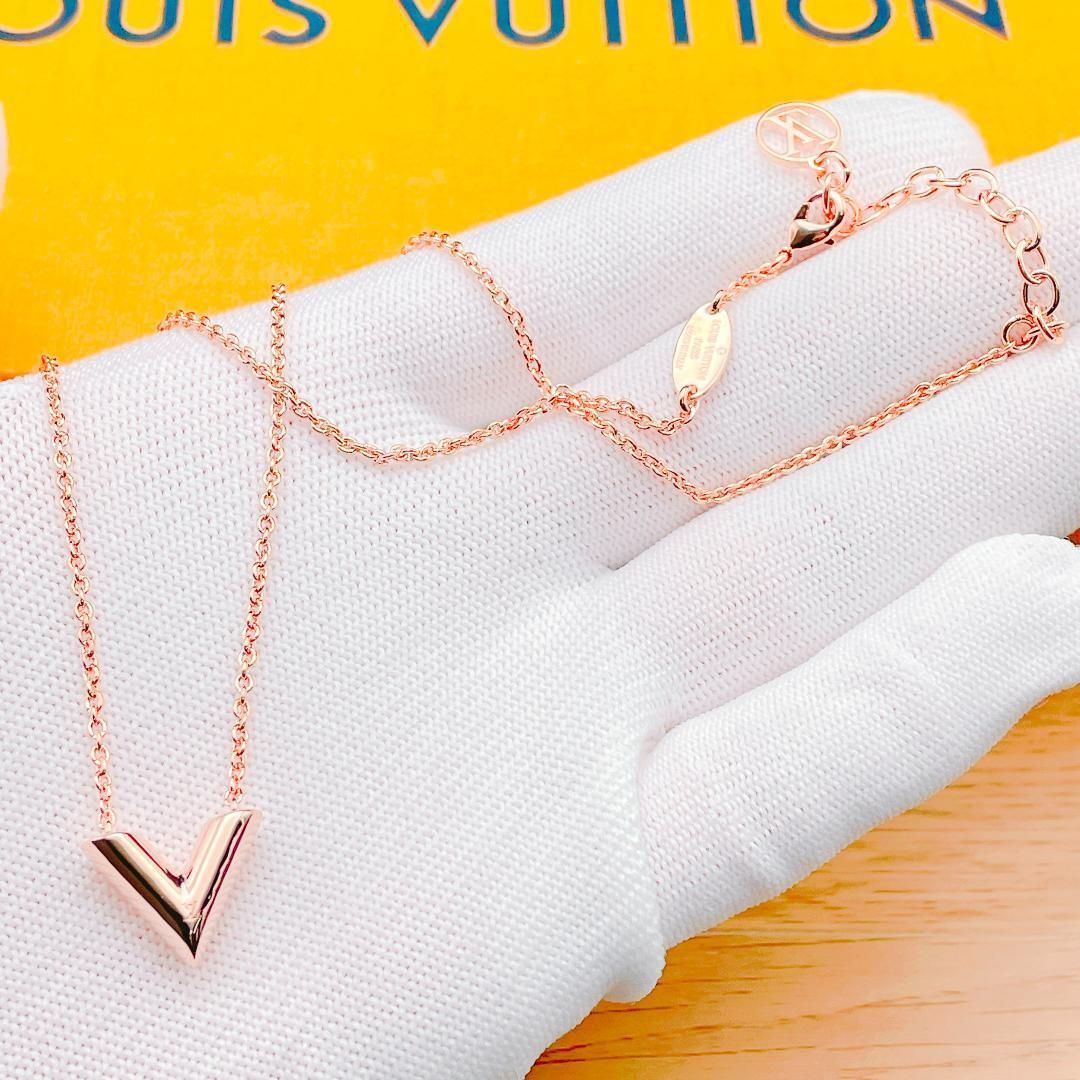 ◇ルイヴィトン◇新品仕上済 LOUIS VUITTON M80137 エセンシャルV