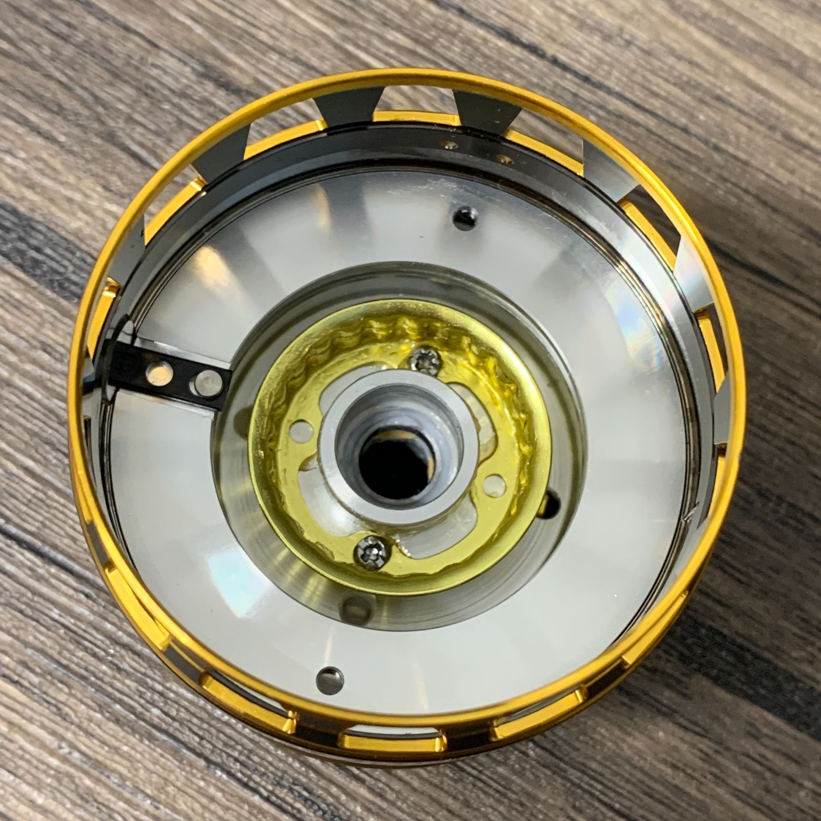 RCSエアスプール23012ゴールド ダイワ RCS エアスプールII 3012 ゴールド/K360M スピニングリール