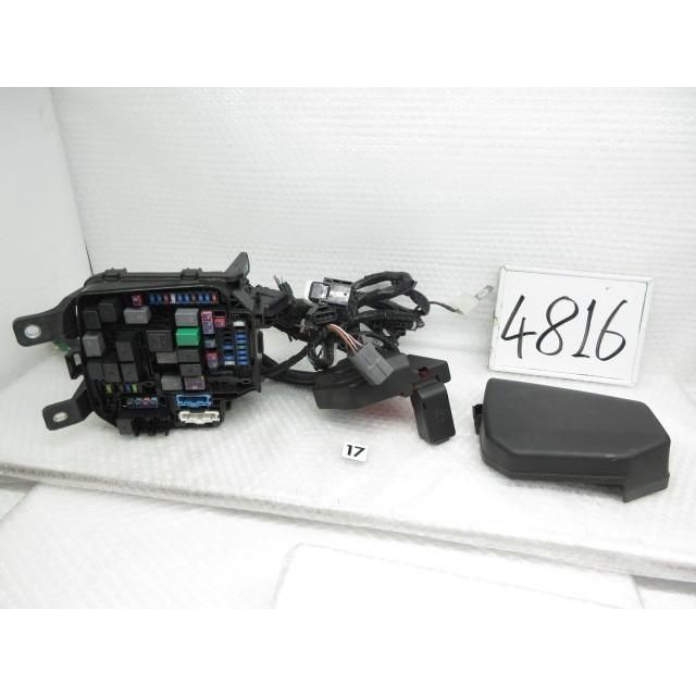 R2年 ＭＡＺＤＡ３ 5BA-BPFP (17) ヒューズボックス エンジンルーム左 207770 4816