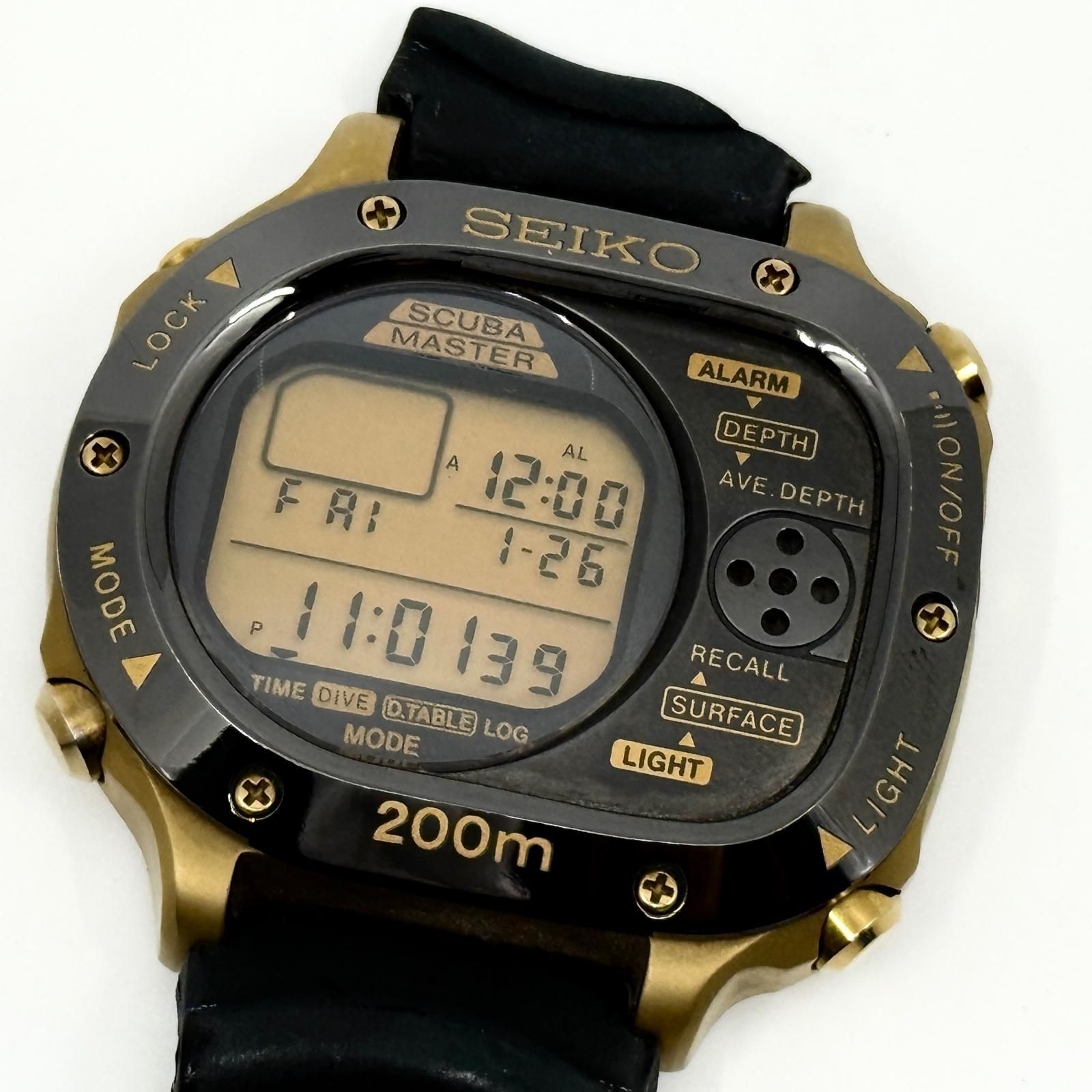SEIKO セイコー DIVERS WATCH ダイバーズウォッチ デジタル文字盤 M725 