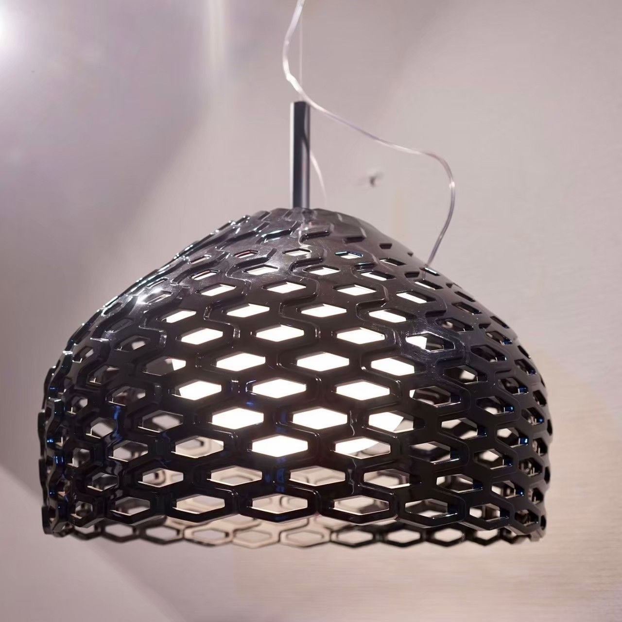 フロス FLOS ペンダントライト Tatou S2 タトゥー ブラック ダイニング
