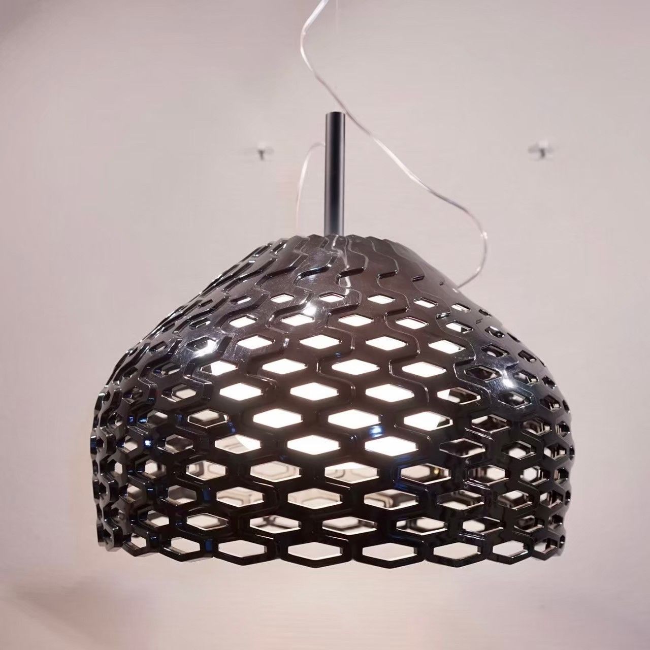 FLOS タトゥーS2 フロス FLOS ペンダントライト Tatou S2 タトゥー ブラック ダイニング