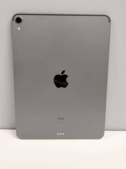 iPad Pro 第一世代　本体　11インチ　2018 ジャンク ジャンク】iPad Pro 第1世代/11インチ/Wi-Fi/256GB/A1980〈MTXQ2J/A