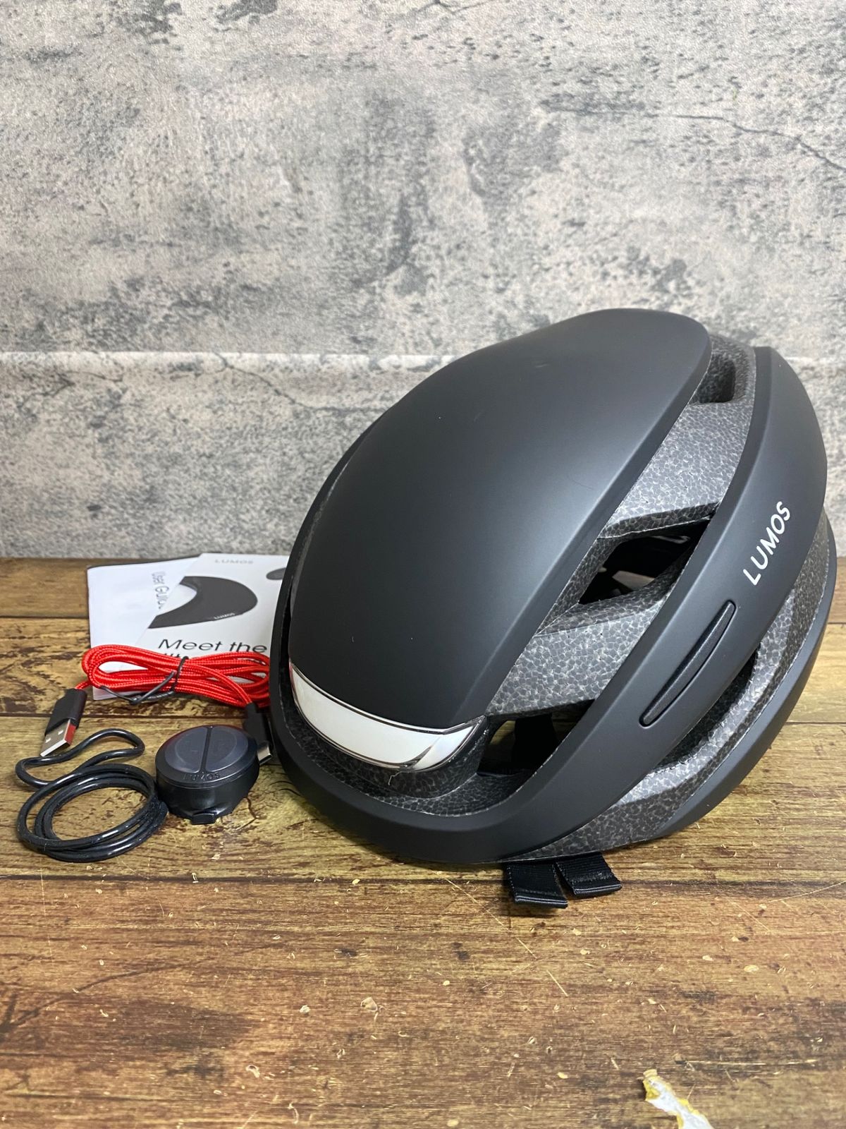 KB102 ルーモス LUMOS ULTRA ヘルメット 黒 54-61cm 7,344円