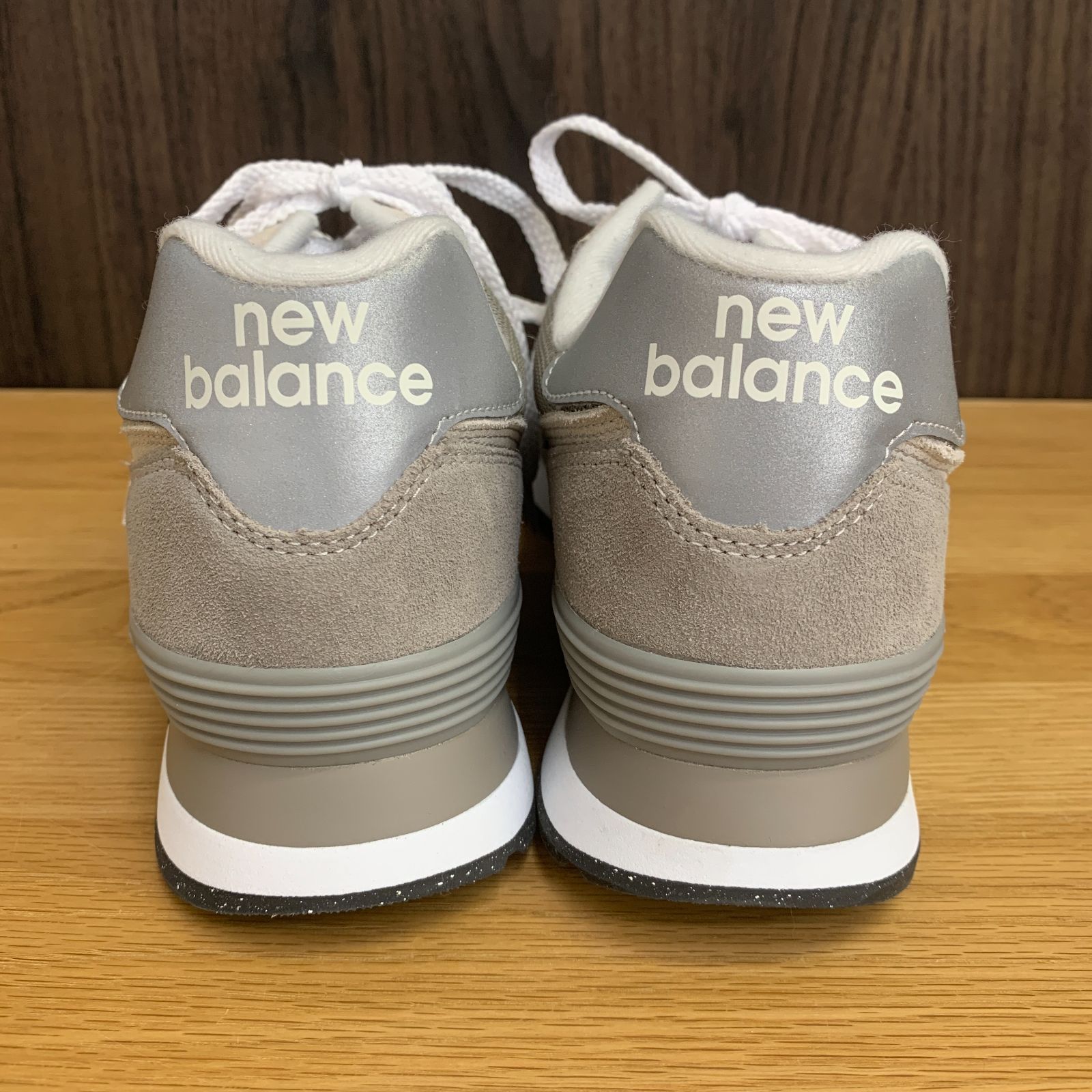 極美品 New Balance ニューバランス ML574EVG 574 Core グレー メンズ 