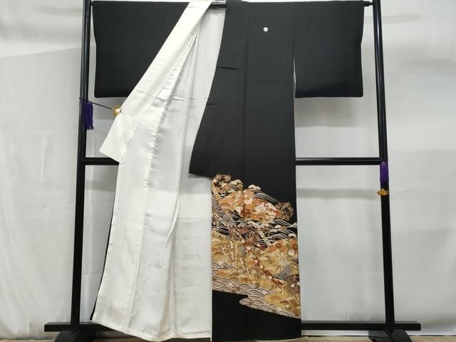 平和屋着物●豪華黒留袖　立波貝合わせ花文　金彩　阪急百貨店扱い　正絹　逸品　DABA1927ps 平和屋着物○豪華黒留袖 立波貝合わせ花文 金彩 阪急百貨店扱い
