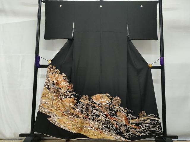 平和屋着物●豪華黒留袖　立波貝合わせ花文　金彩　阪急百貨店扱い　正絹　逸品　DABA1927ps 平和屋着物○豪華黒留袖 立波貝合わせ花文 金彩 阪急百貨店扱い