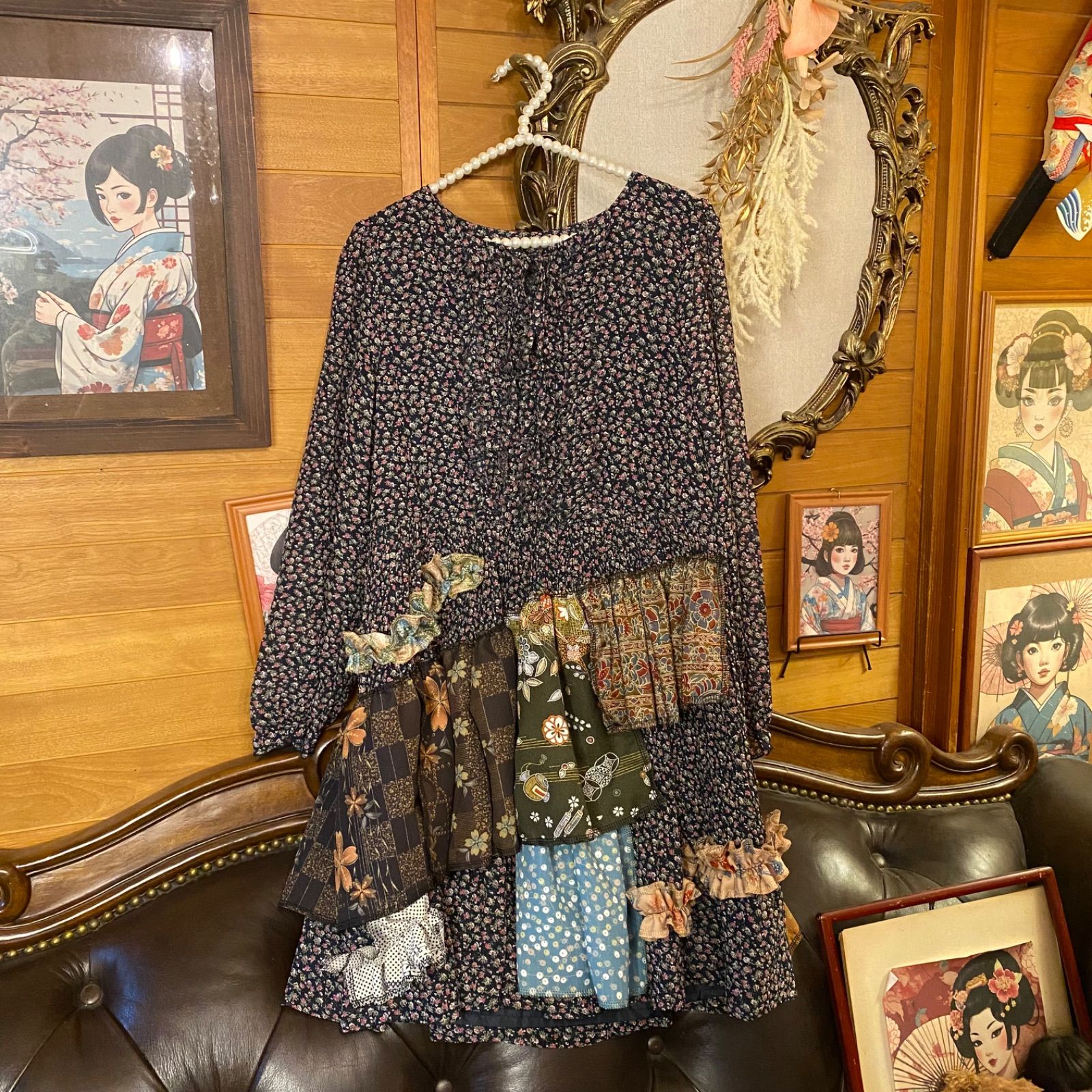 和洋折衷リメイク 着物 ワンピース パッチワーク コラージュ ドッキング 切り替え レトロ 古着 ハンドメイド 小花柄のやわらかな雰囲気 0-134 和洋折衷リメイク 着物 ワンピース パッチワーク コラージュ ドッキング 切り替え レトロ 古着 ハンドメイド 小花柄のやわらかな雰囲気 0-134