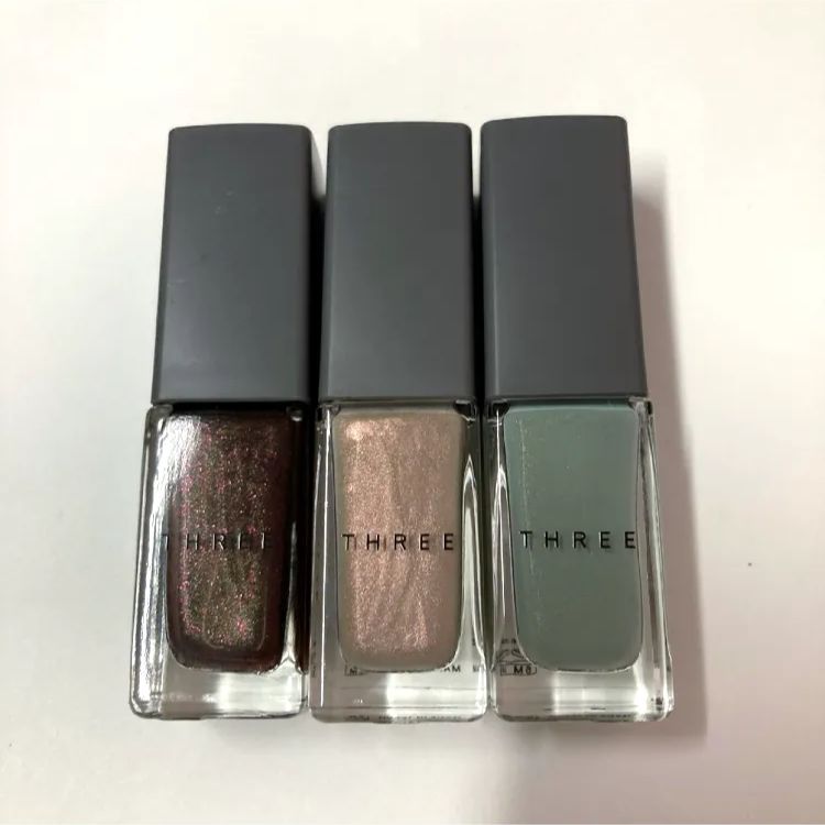 THREE ネイル マニキュア まとめ売り THREE ネイルポリッシュ 3本セット - メルカリ