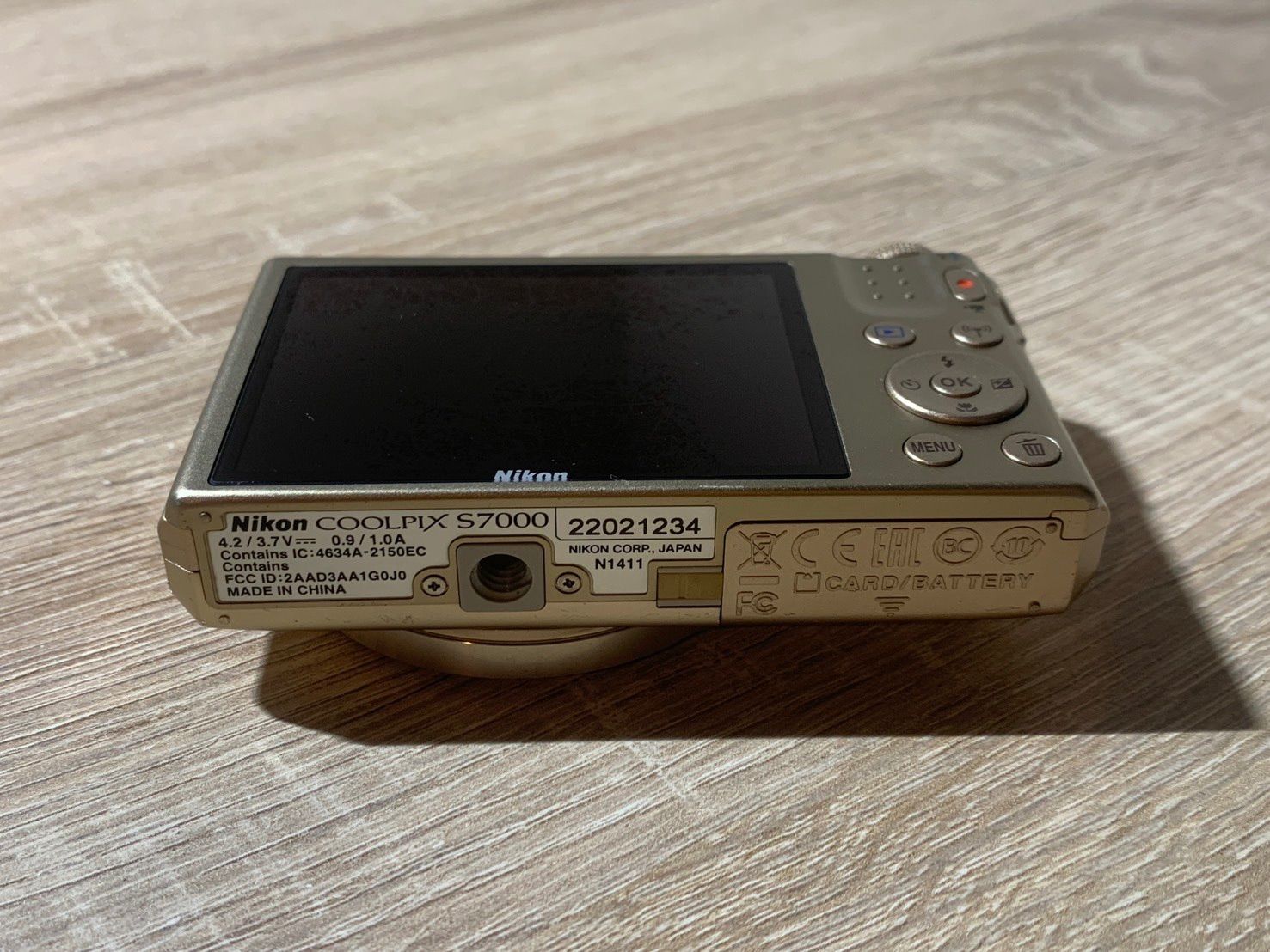 0134 Nikon COOLPIX S7000 ゴールド デジカメ ジャンク品【ネ】 - メルカリ