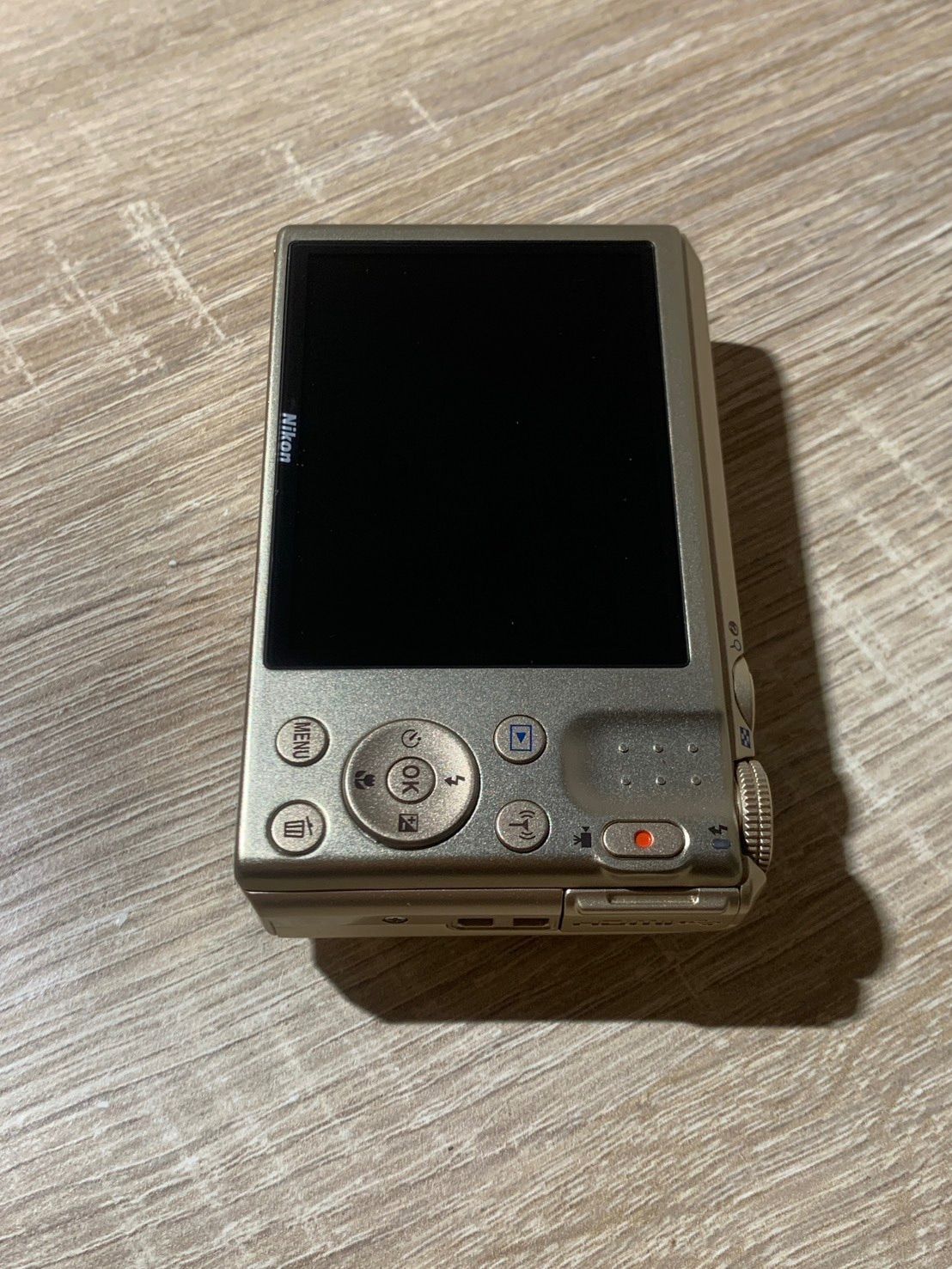 0134 Nikon COOLPIX S7000 ゴールド デジカメ ジャンク品【ネ】 - メルカリ