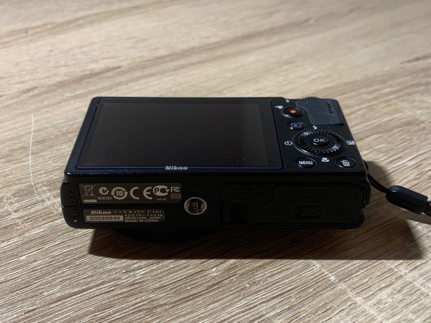 0131 Nikon COOLPIX P310 ブラック デジカメ ジャンク品【ネ】 - メルカリ