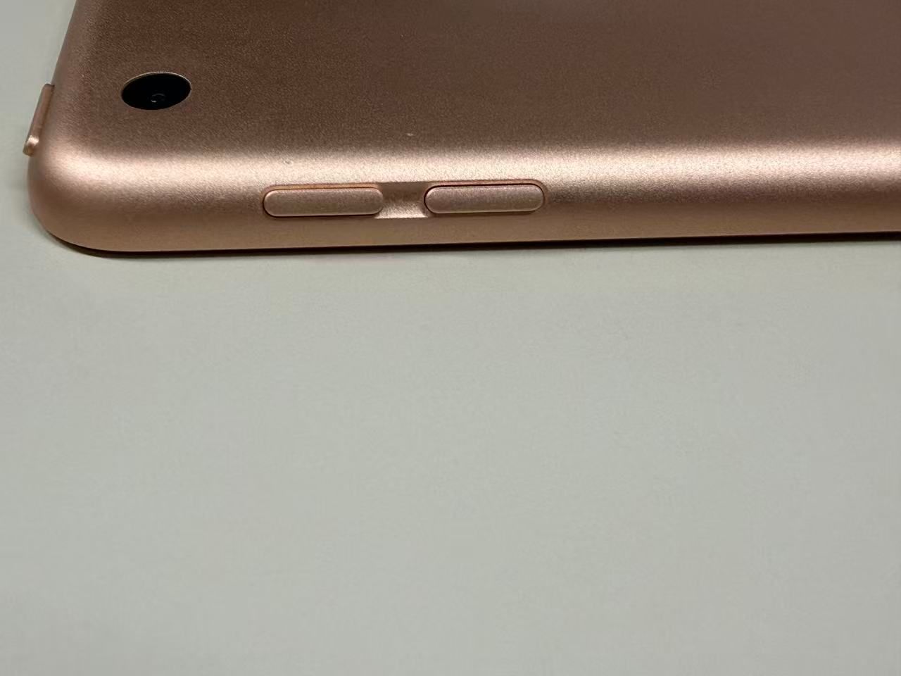 美品 iPad 第7世代 バッテリー90% 美品 iPad 第7世代 128GB ゴールド バッテリー90% - メルカリ