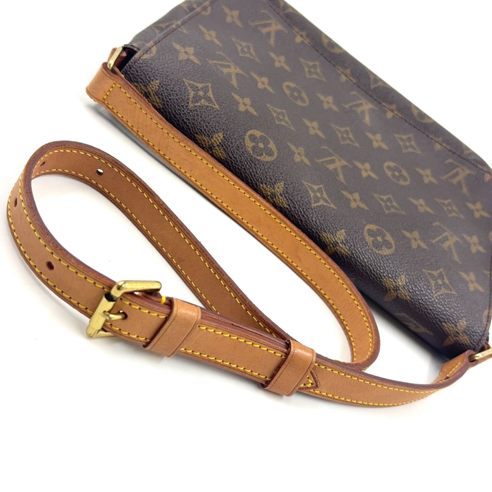 LOUIS VUITTON ミュゼットタンゴ ショートストラップ モノグラム