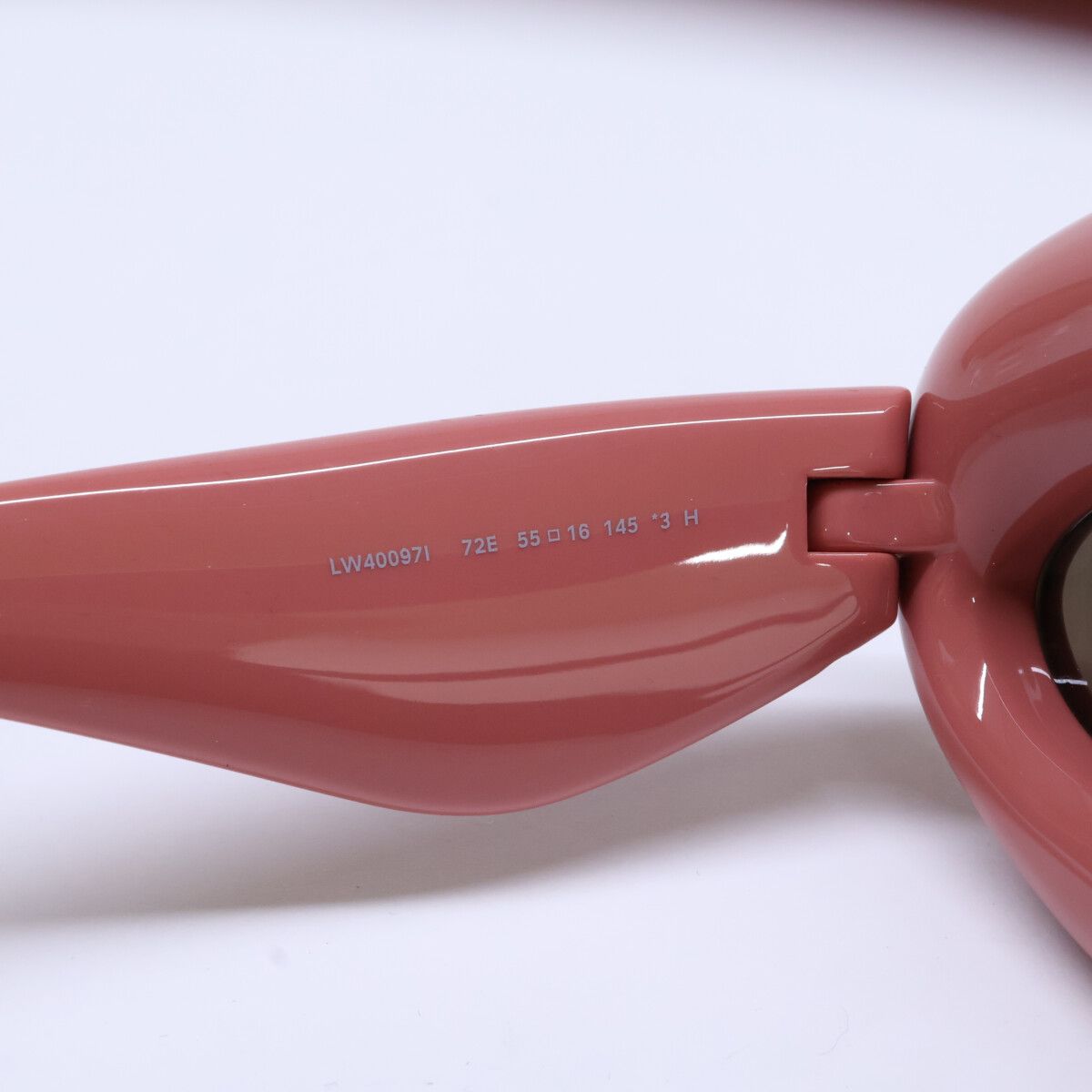 LOEWE ロエベ  【美品】LW400971 キャットアイ 55□16 145 Loewe Cat Eye Womens Sunglasses | LW400971 01A 55-16 145 3 H | eBay