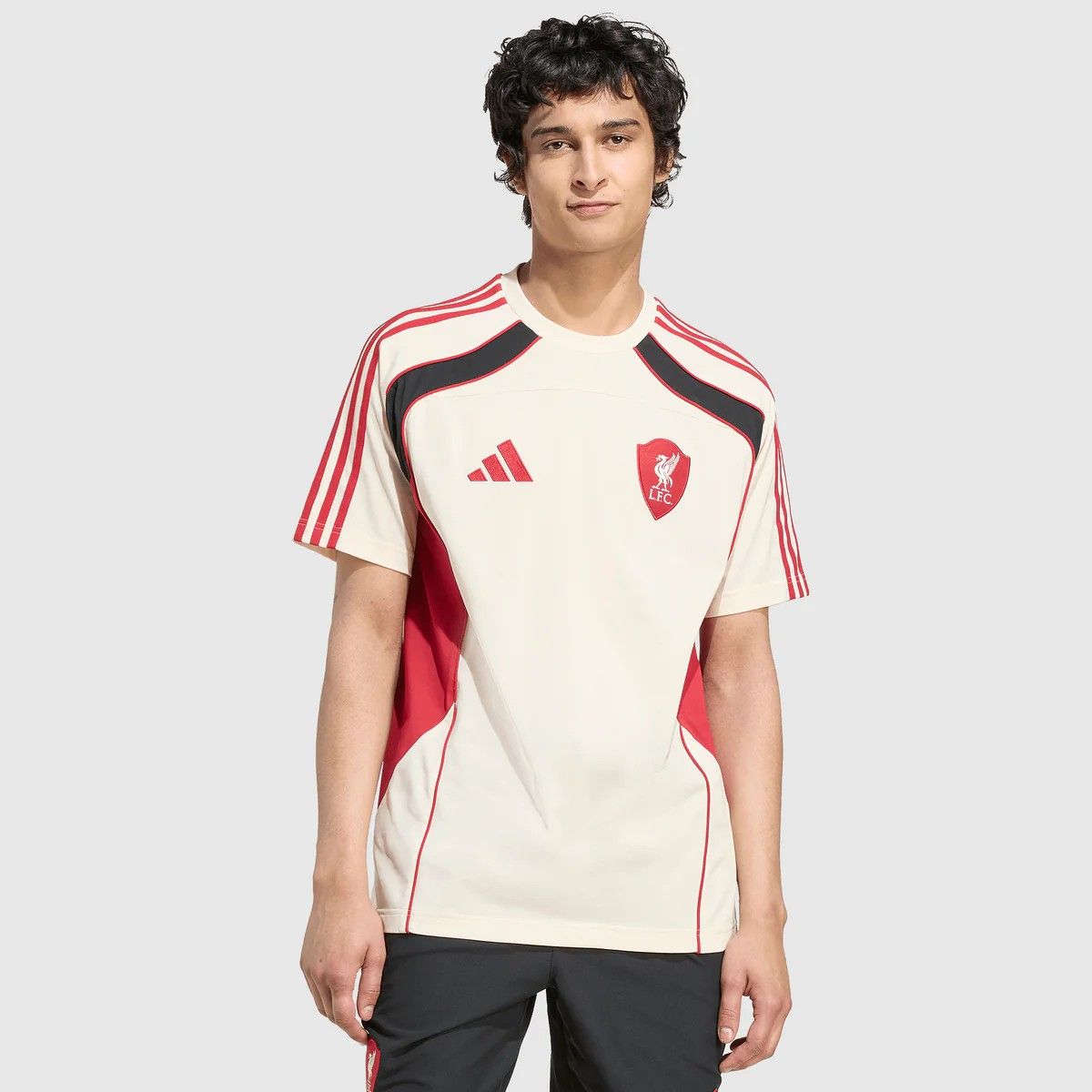 【送料無料・匿名配送】adidas アディダス リヴァプール 25/26 UBP Tシャツ 白 ワンダーホワイト 半袖 トレーニングシャツ コットン ポリエステル 新品 正規品