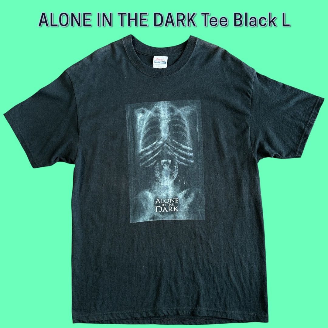 ALONE IN THE DARK Tee Black L